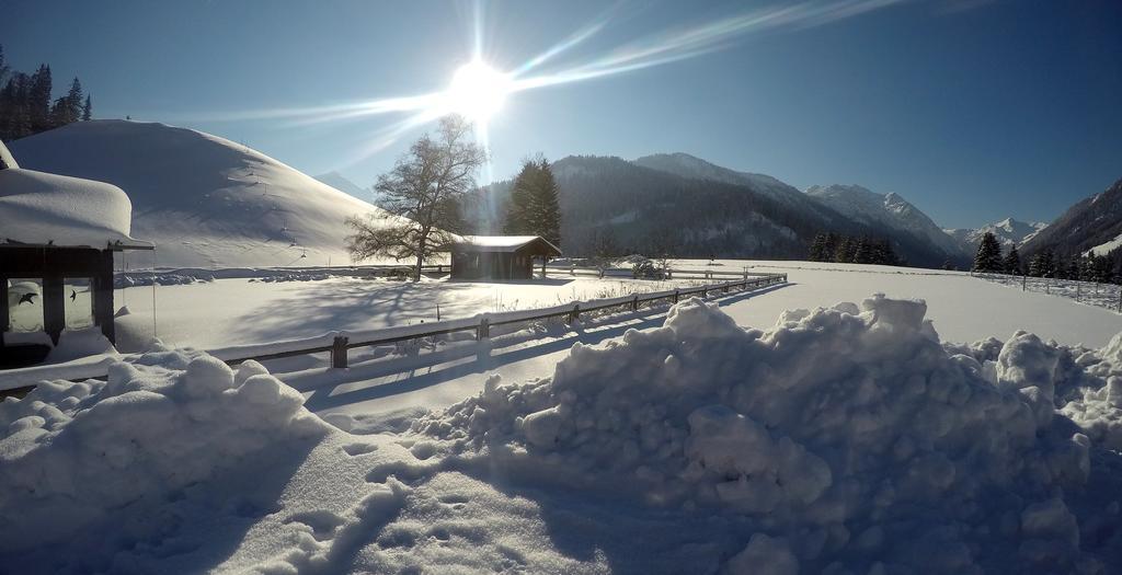 ホテル Reiterhof Berggut Gaicht Nesselwängle エクステリア 写真