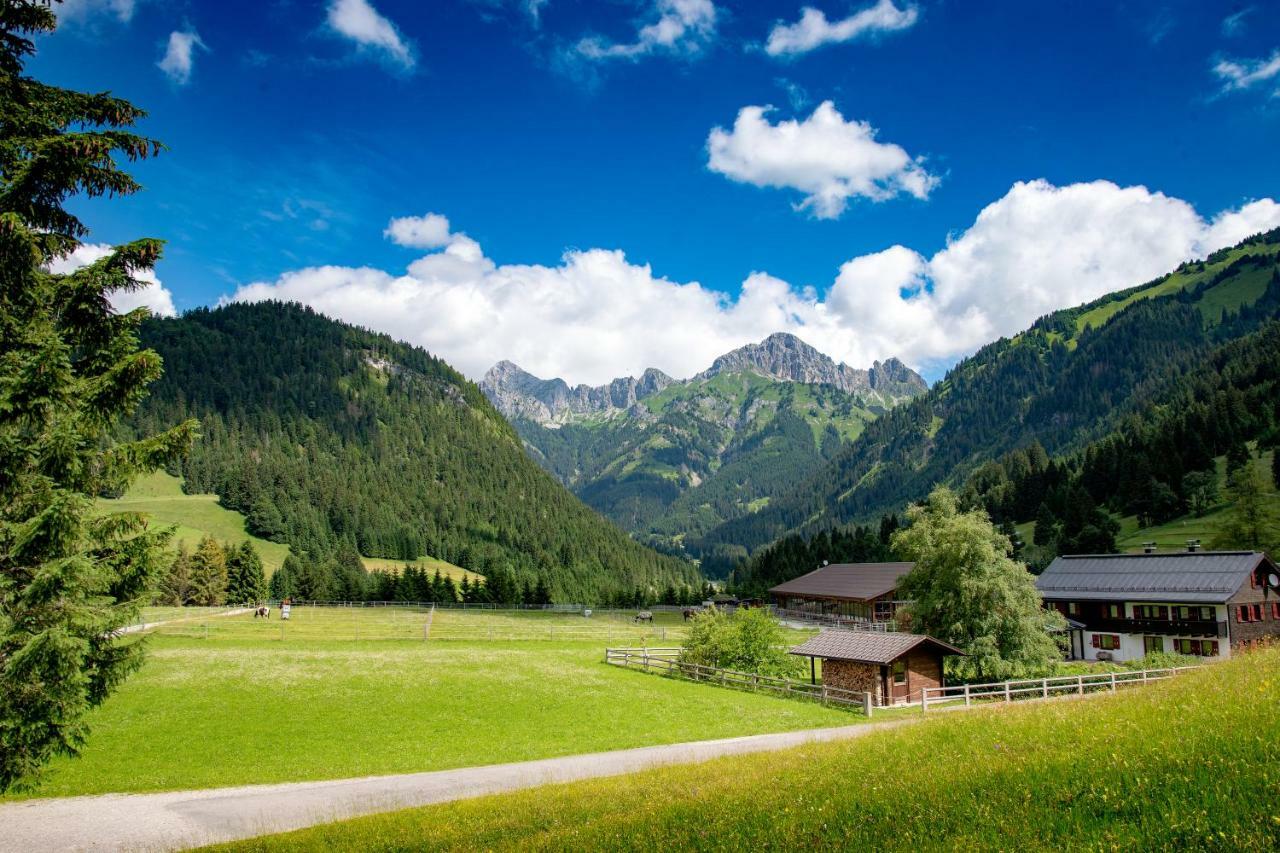 ホテル Reiterhof Berggut Gaicht Nesselwängle エクステリア 写真