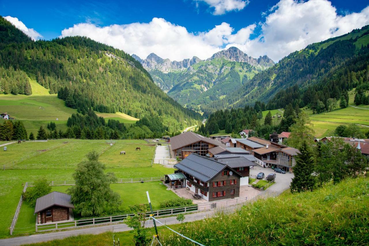 ホテル Reiterhof Berggut Gaicht Nesselwängle エクステリア 写真